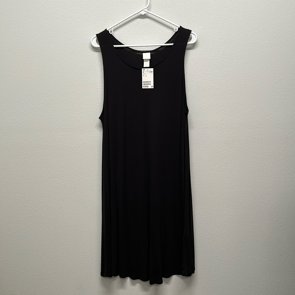 NWT! H&M Sleeveless A-line Black Dress Sz L
